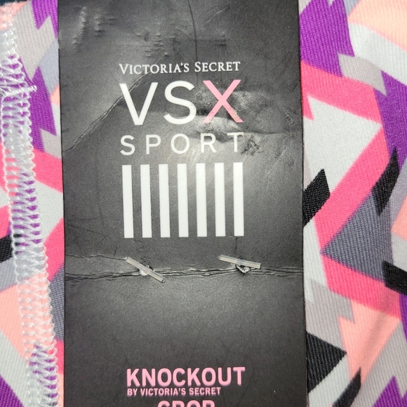 2 Pairs Nwt's VSX SPORT Knockout Crop Leggings By VICTORIAS SECRET - Picture 3 of 4